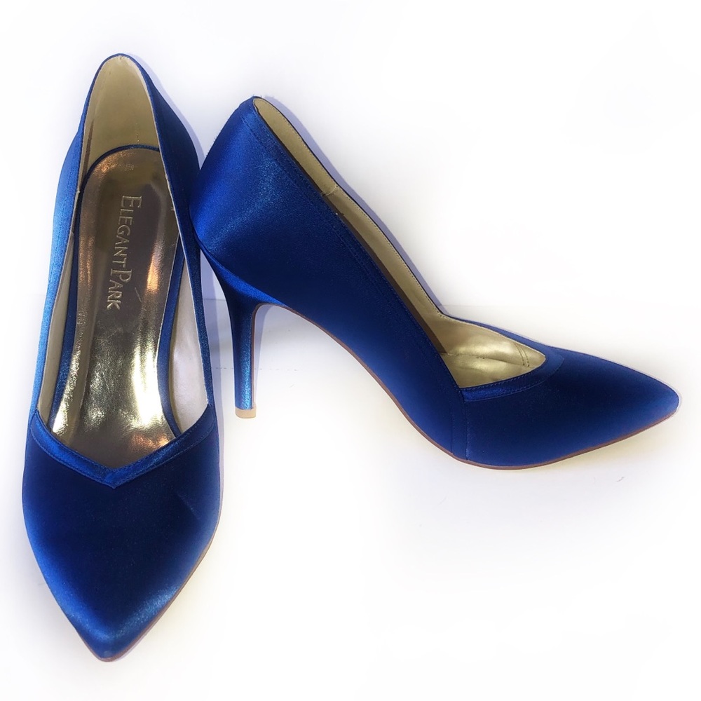 ELEGANT PARK BLUE SATIN POINTED TOE SIZE 6 HEELS